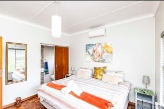 6 Bedroom Property for Sale in Abbotsford Eastern Cape